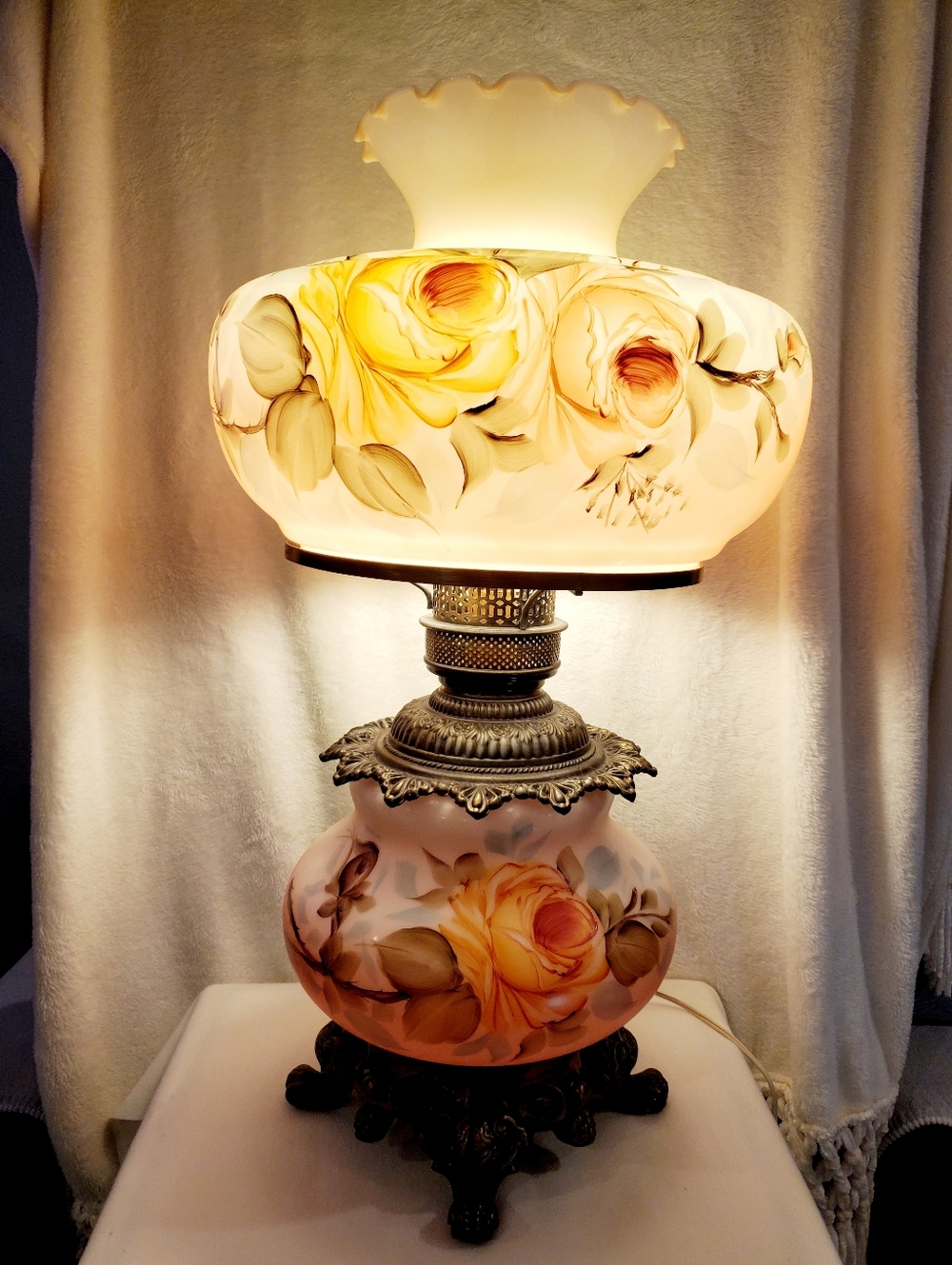 Large 1900's Gone With The Wind Hurricane Lamp